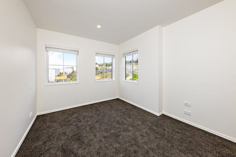 Photo of property in 114 Joseph Street, Flat Bush, Auckland, 2019