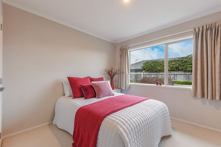 Photo of property in 5 Harold Place, Stoke, Nelson, 7011