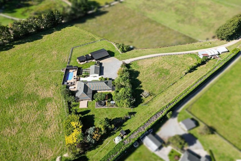 Photo of property in 554 Barkers Road, Loburn, Rangiora, 7472