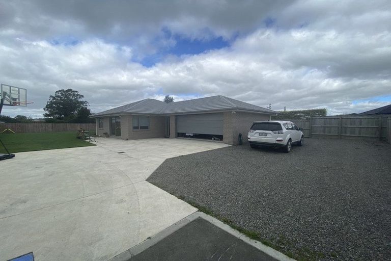 Photo of property in 685a Karioitahi Road, Lake Puketi, Waiuku, 2683