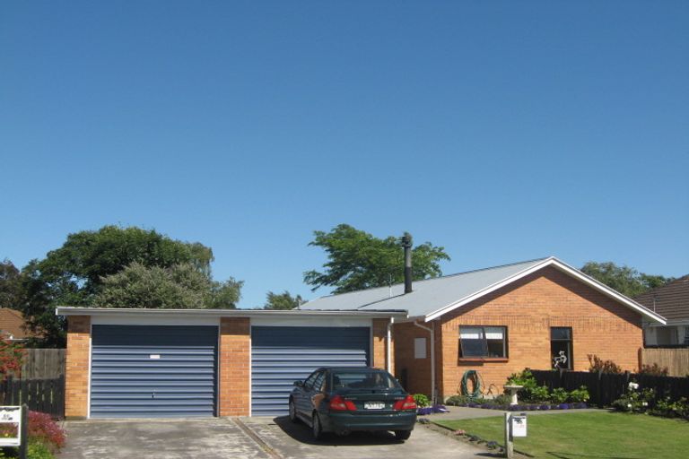 Photo of property in 58 Arcon Drive, Broomfield, Christchurch, 8042