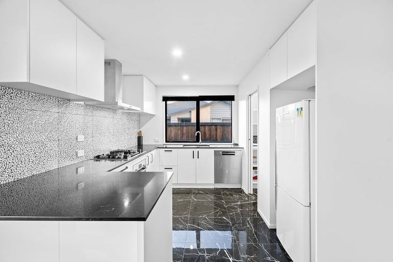 Photo of property in 5 Atap Place, Northwood, Christchurch, 8051