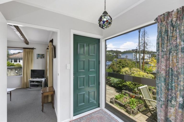 Photo of property in 290a Karori Road, Karori, Wellington, 6012