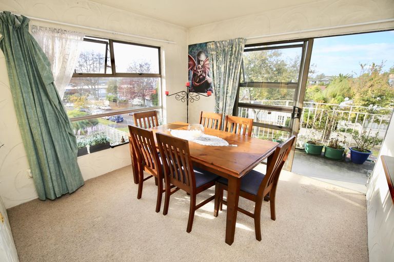 Photo of property in 10u9 Hunter Street, Hamilton Lake, Hamilton, 3204