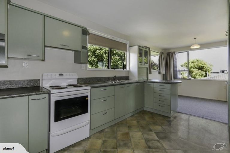 Photo of property in 33 Northfield Road, Casebrook, Christchurch, 8051