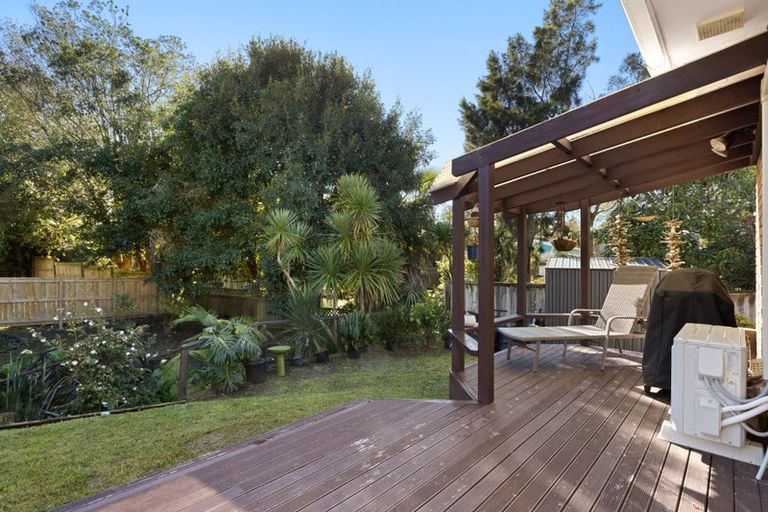 Photo of property in 2/12 Fitzwilliam Drive, Torbay, Auckland, 0630