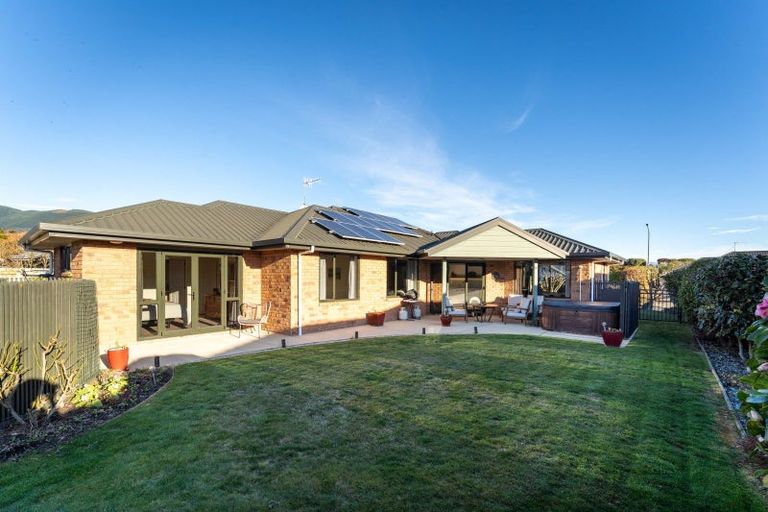 Photo of property in 16 Kendall View, Stoke, Nelson, 7011