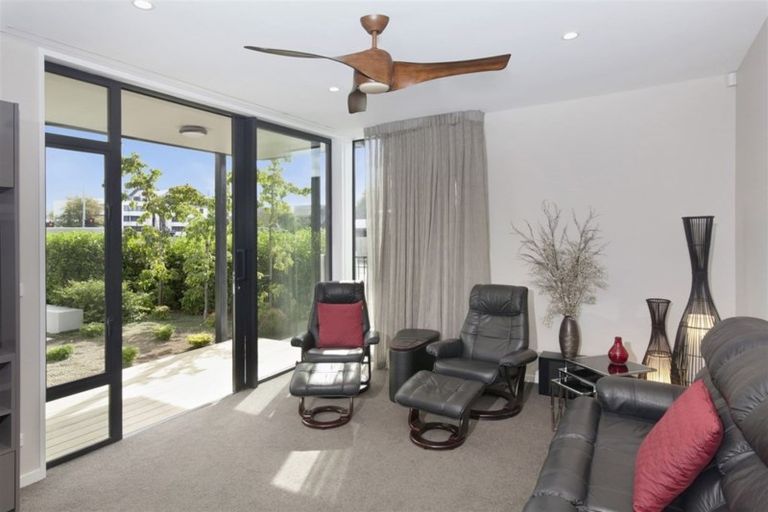 Photo of property in 50 Kilmore Street, Christchurch Central, Christchurch, 8013