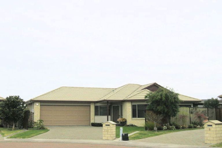 Photo of property in 10 Claridge Place, Taradale, Napier, 4112