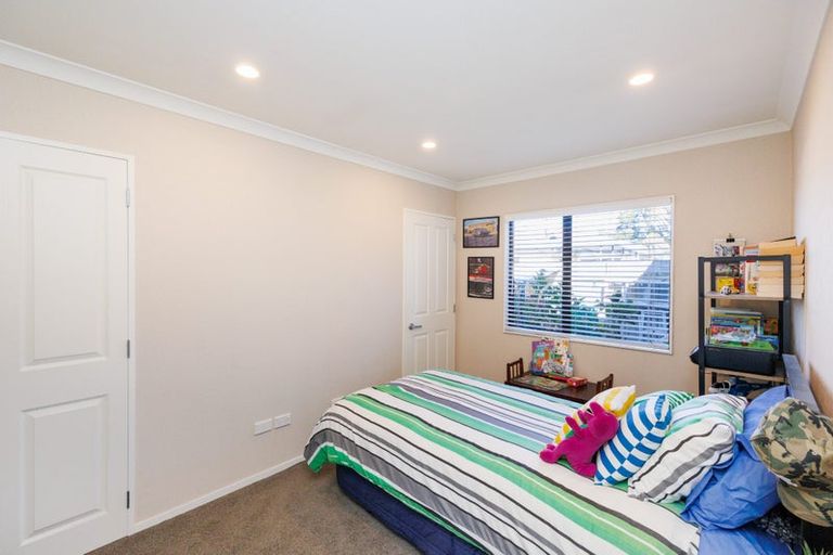 Photo of property in 3 Sunshine Place, Kelvin Grove, Palmerston North, 4414