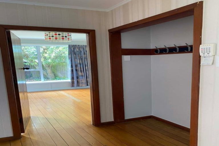 Photo of property in 10 Heather Place, Mairehau, Christchurch, 8052