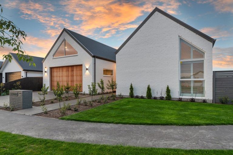 Photo of property in 36 Timara Crescent, Marshland, Christchurch, 8083