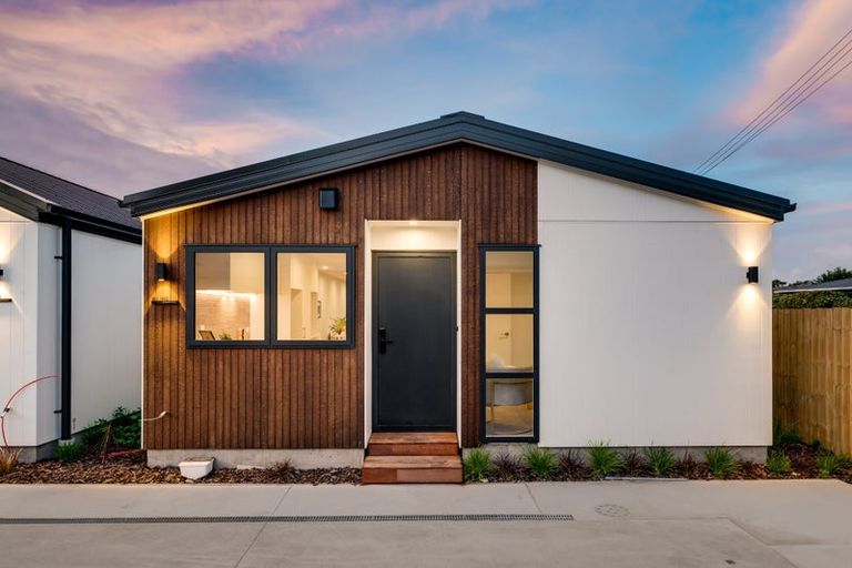 Photo of property in 300b Wairakei Road, Bryndwr, Christchurch, 8053