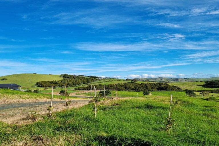 Photo of property in 3 Awaroa Creek Rise, Kaiwaka, 0573