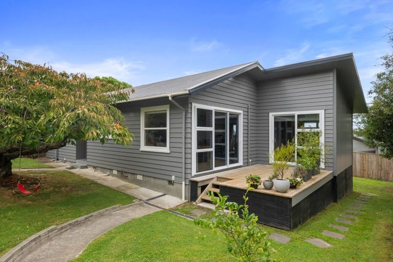 Photo of property in 24a Huia Street, Waikanae, 5036