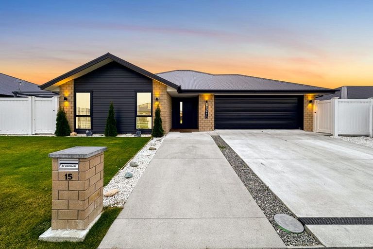 Photo of property in 15 Joy Place, Rolleston, 7614