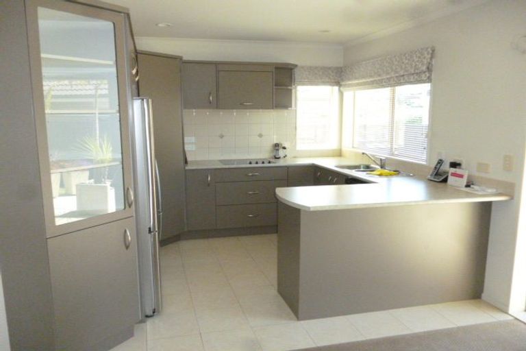 Photo of property in 1 Baird Street, Howick, Auckland, 2014