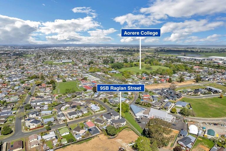 Photo of property in 95b Raglan Street, Mangere East, Auckland, 2024