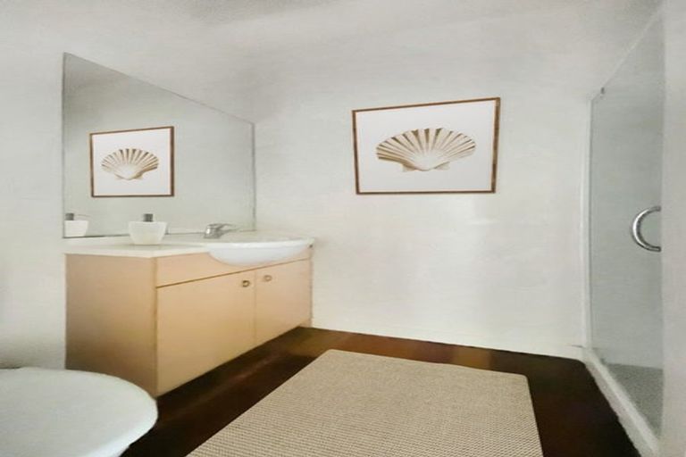 Photo of property in 4/30 Hanson Street, Mount Cook, Wellington, 6021