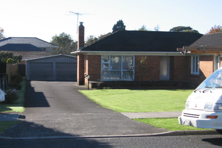 Photo of property in 53 Cambridge Terrace, Papatoetoe, Auckland, 2025