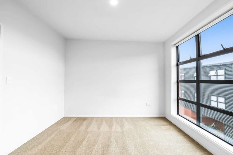 Photo of property in 17 Owens Place, Mount Maunganui, 3116
