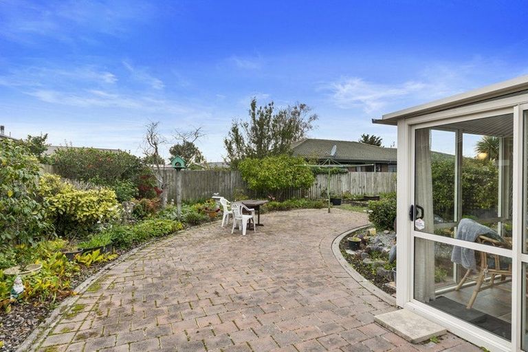 Photo of property in 9 Thistledown Place, Woolston, Christchurch, 8062