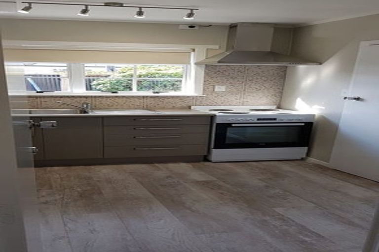 Photo of property in 2/11 Leicester Street, Stoke, Nelson, 7011