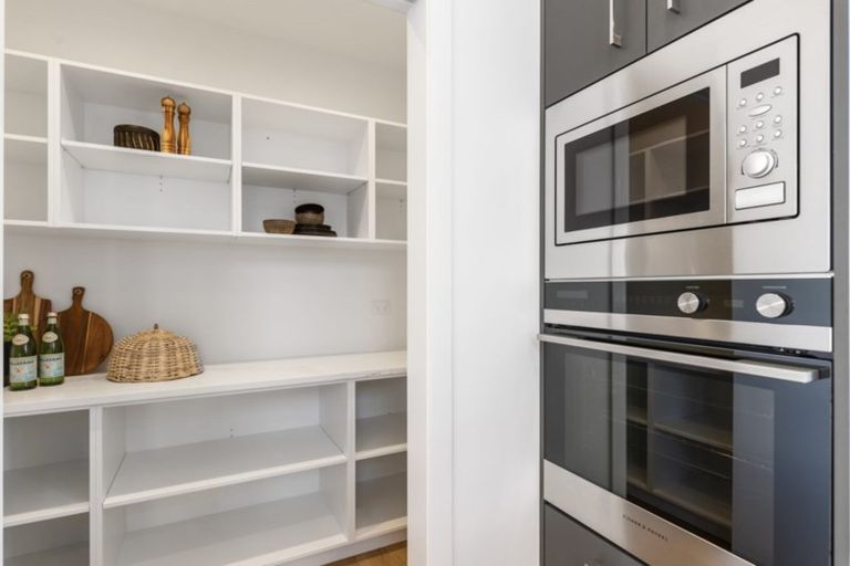 Photo of property in 2/45 Station Road, Takanini, 2112