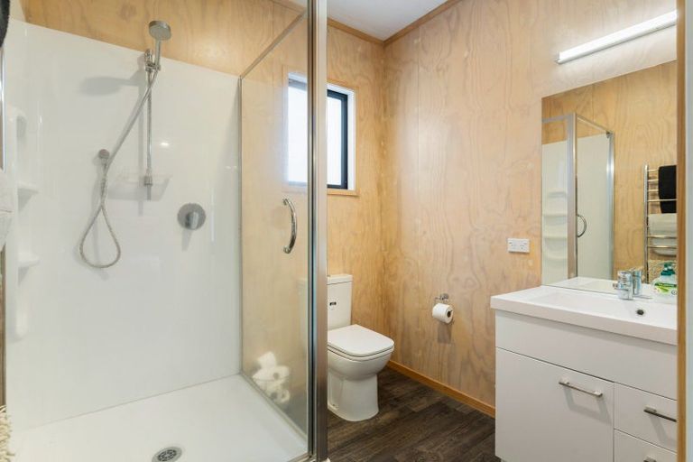 Photo of property in 316 Linton Crescent, Whangamata, 3620