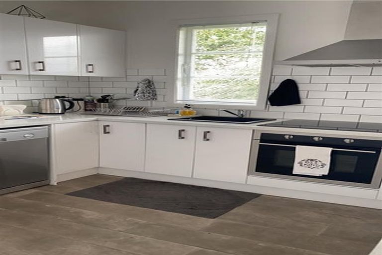 Photo of property in 23 Liverpool Street, Levin, 5510