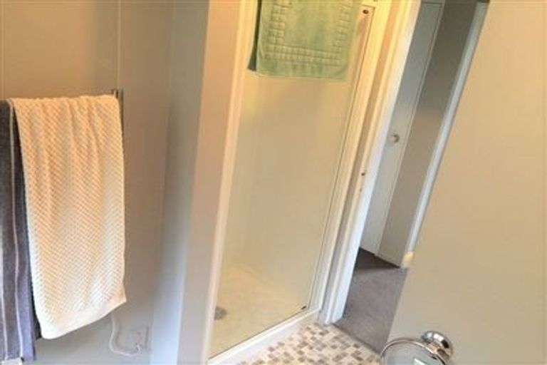 Photo of property in 29 Seagull Place, Whitby, Porirua, 5024