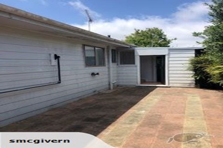 Photo of property in 32 Pisces Road, Glen Eden, Auckland, 0602
