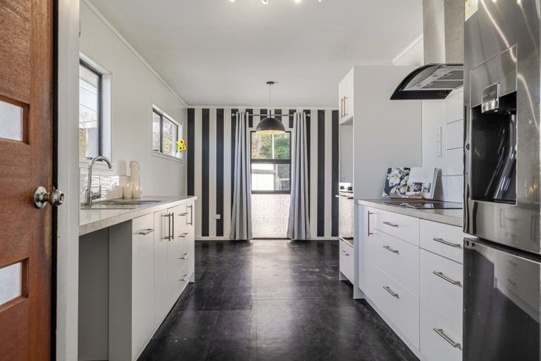 Photo of property in 75 Makino Road, Feilding, 4702