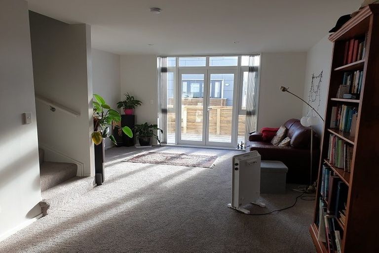 Photo of property in Pirie Street Townhouses, 32/35u Pirie Street, Mount Victoria, Wellington, 6011