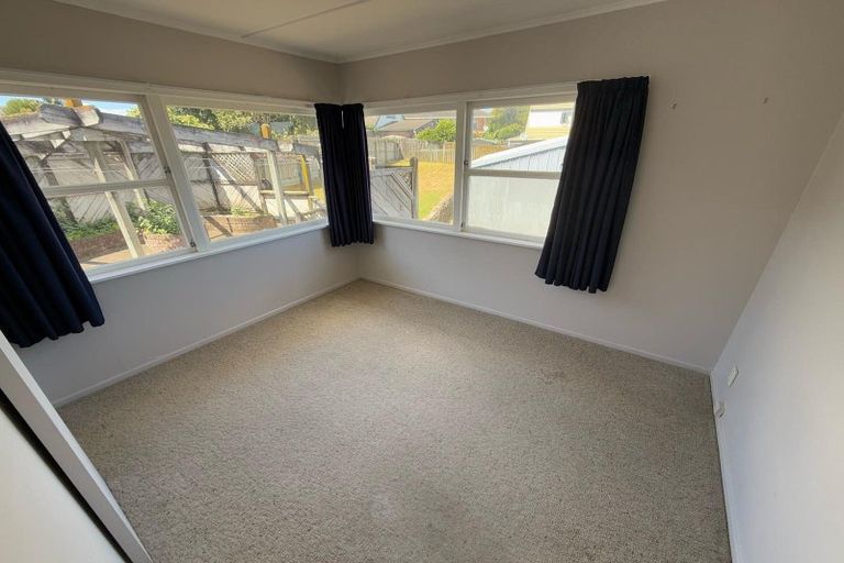 Photo of property in 9 Bernard Street, Papatoetoe, Auckland, 2025