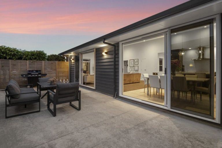 Photo of property in 12 Kahuparere Crescent, Pyes Pa, Tauranga, 3112