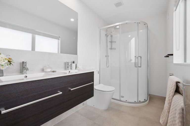 Photo of property in 28c Opaheke Road, Papakura, 2110