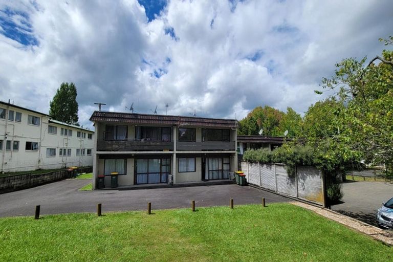 Photo of property in 2/12 Oakley Avenue, Claudelands, Hamilton, 3214