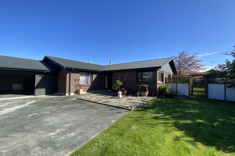 Photo of property in 6 Calder Place, Winton, 9720
