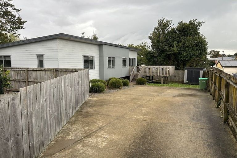 Photo of property in 12a Rembrandt Place, Opaheke, Papakura, 2113