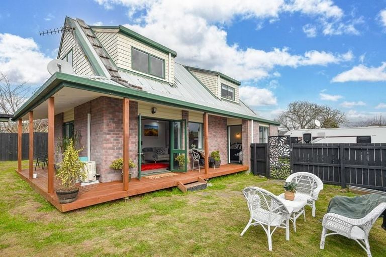 Photo of property in 17 Glenfield Road, Owhata, Rotorua, 3010