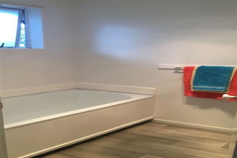 Photo of property in 20 Awatea Road, Hornby, Christchurch, 8042