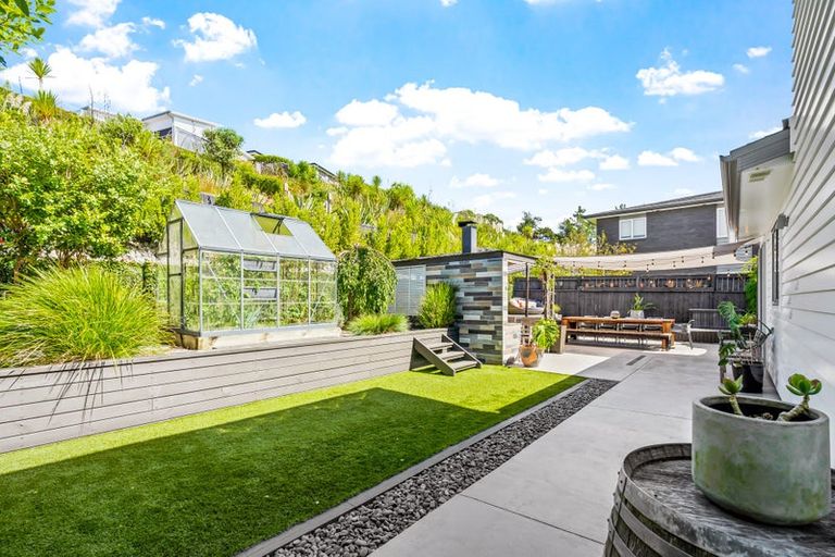 Photo of property in 9 Ruth Craig Place, Stanmore Bay, Whangaparaoa, 0932