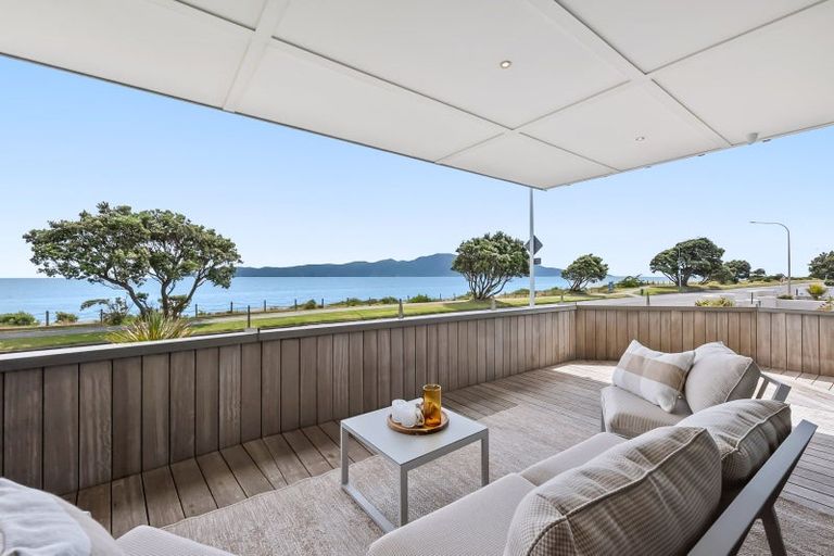 Photo of property in 88 Marine Parade, Paraparaumu Beach, Paraparaumu, 5032