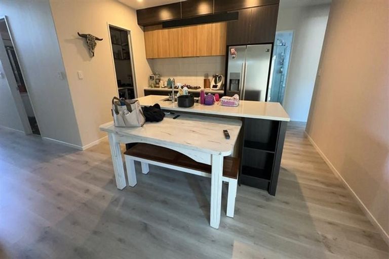 Photo of property in 84 Taikura Avenue, Red Beach, 0932