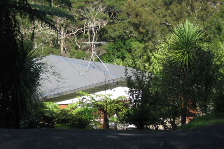 Photo of property in 216 Old Titirangi Road, Titirangi, Auckland, 0604