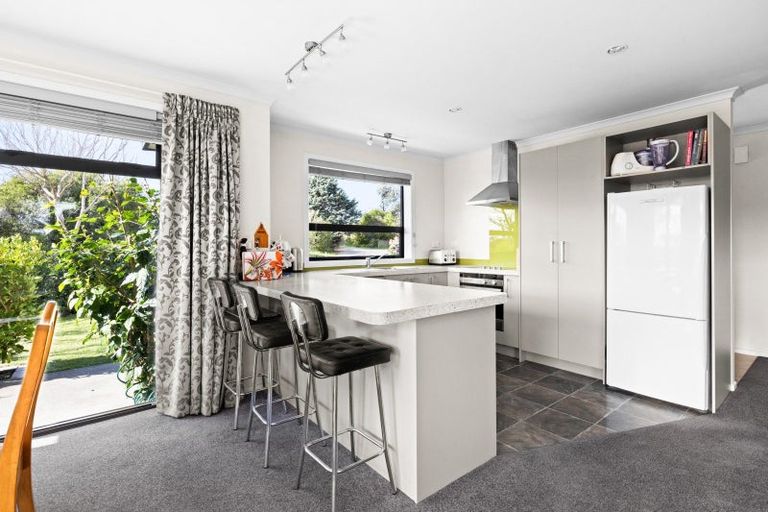 Photo of property in 123 Arataki Road, Havelock North, 4130