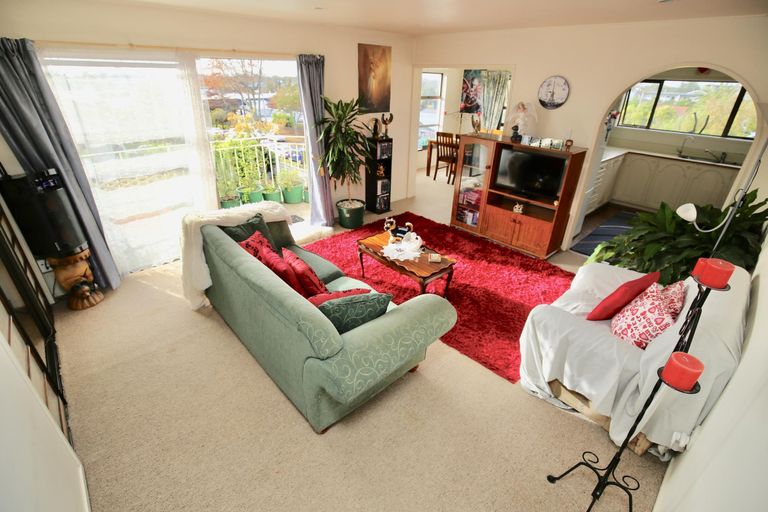 Photo of property in 10u9 Hunter Street, Hamilton Lake, Hamilton, 3204