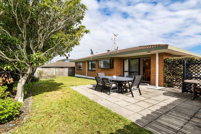 Photo of property in 10 Golf Road, Mount Maunganui, 3116