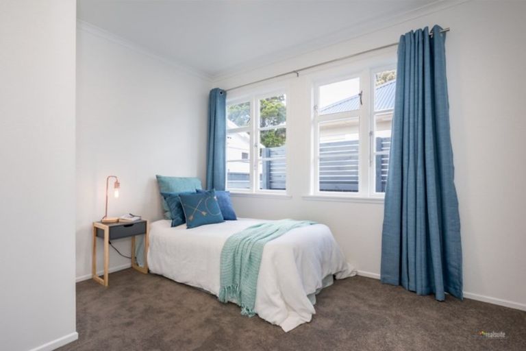 Photo of property in 4a Langford Street, Naenae, Lower Hutt, 5011